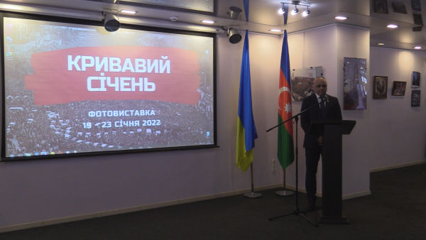 ukraynada-qanli-yanvar-fotosergisi-kecirilib-video